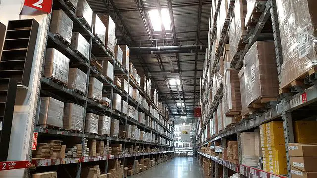 how to start a small warehouse business uk