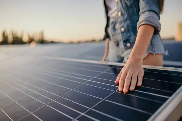 how to start your own solar panel business